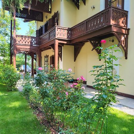 Villa Musik - Historical Apartments In บาเดน ภายนอก รูปภาพ
