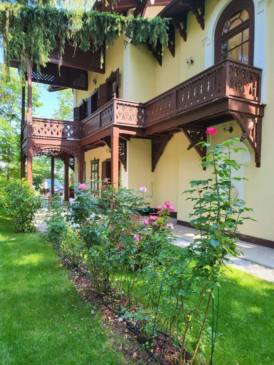 Villa Musik - Historical Apartments In บาเดน ภายนอก รูปภาพ