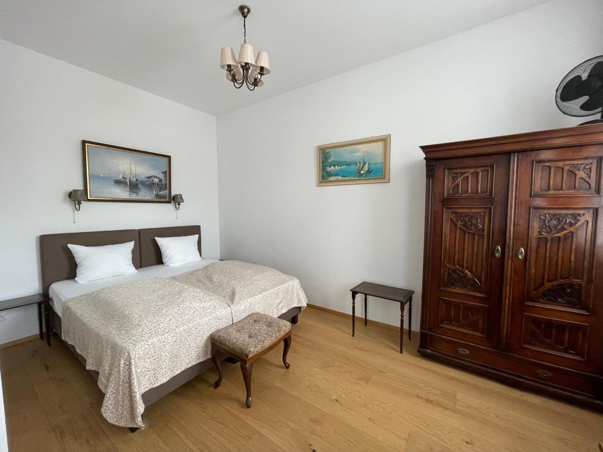 Villa Musik - Historical Apartments In บาเดน ภายนอก รูปภาพ