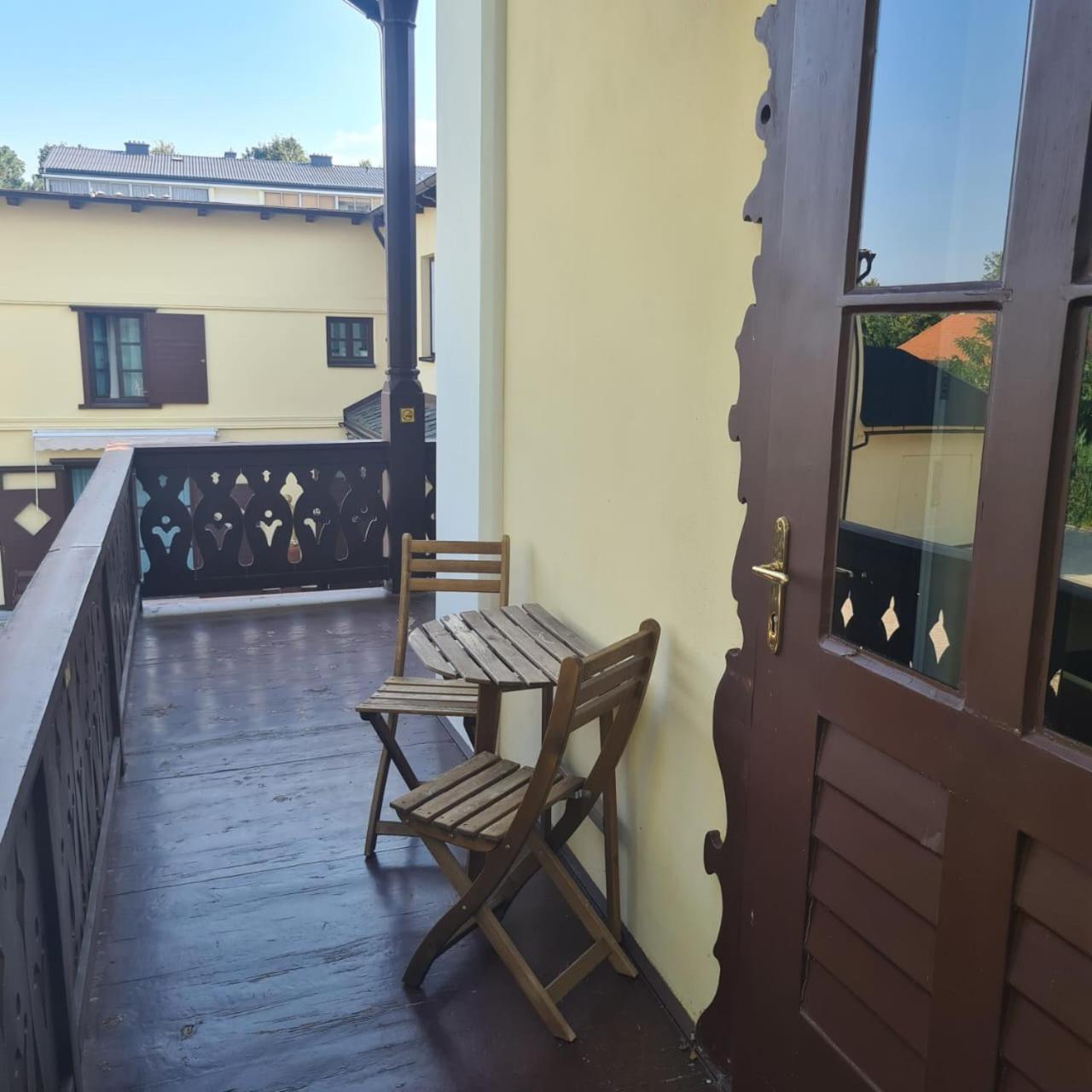 Villa Musik - Historical Apartments In บาเดน ภายนอก รูปภาพ