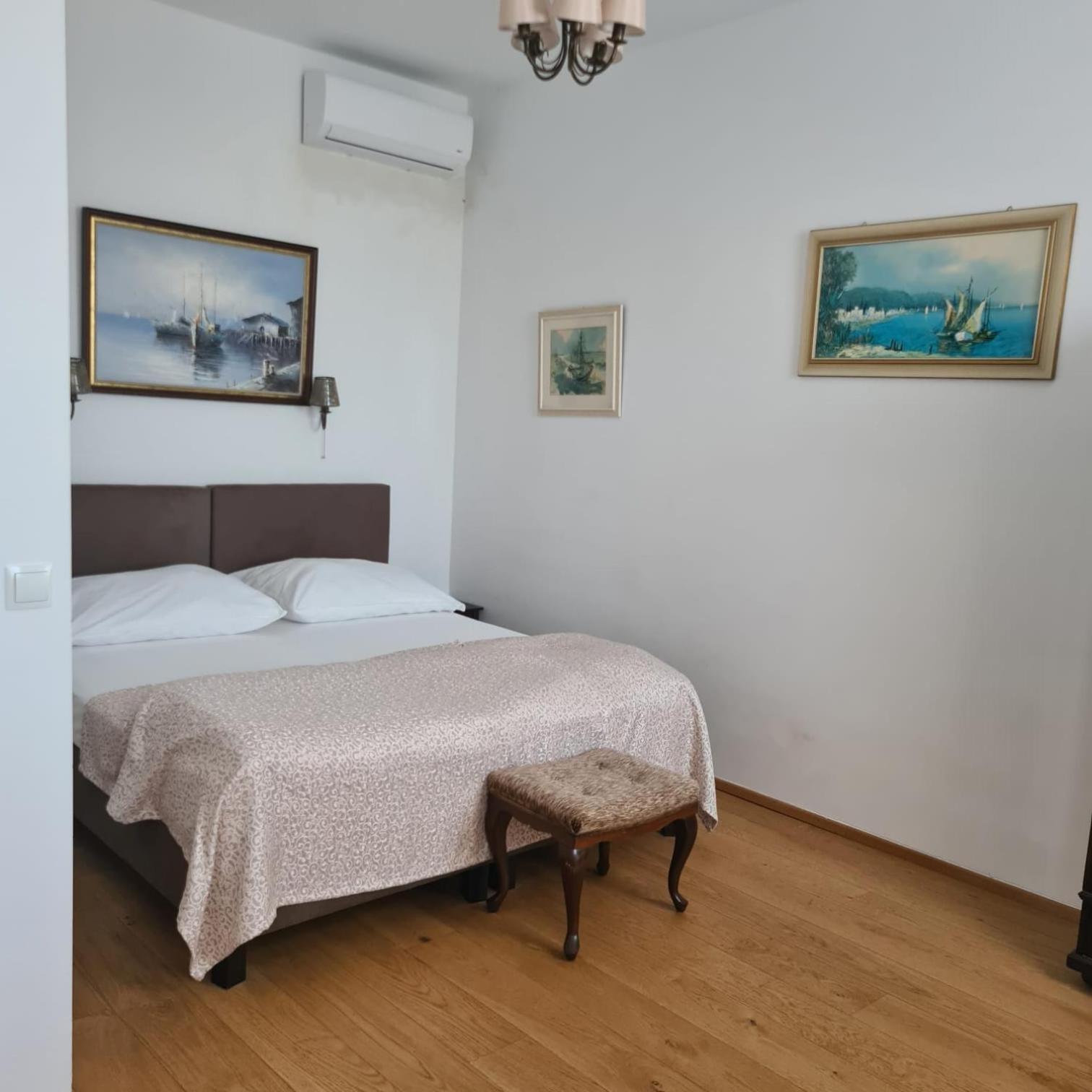 Villa Musik - Historical Apartments In บาเดน ภายนอก รูปภาพ